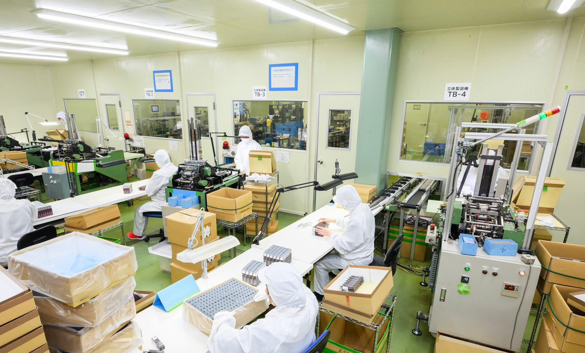 独自開発のオリジナル製袋機で加工